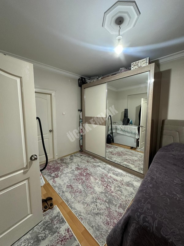 AFYON ÜÇOK EMLAKTAN MECİDİYE MAH MAH SATILIK 3+1 TEMİZ BAKIMLI  DAİRE