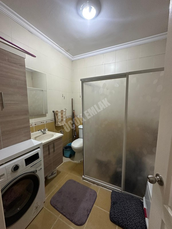 AFYON ÜÇOK EMLAKTAN MECİDİYE MAH MAH SATILIK 3+1 TEMİZ BAKIMLI  DAİRE