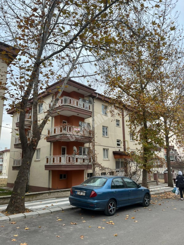 AFYON ÜÇOK EMLAKTAN ALİ İHSAN PAŞA MAH KİRALIK 3+1 DAİRE