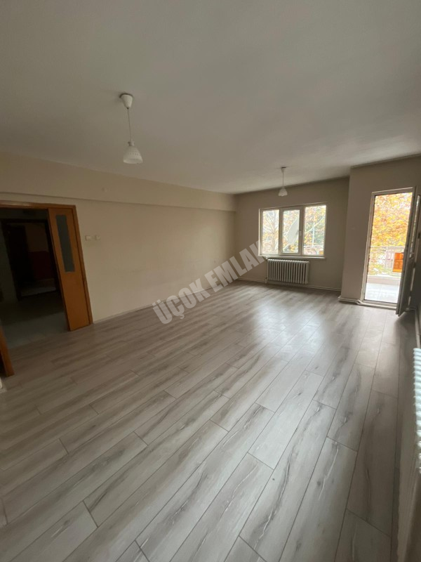 AFYON ÜÇOK EMLAKTAN ALİ İHSAN PAŞA MAH KİRALIK 3+1 DAİRE