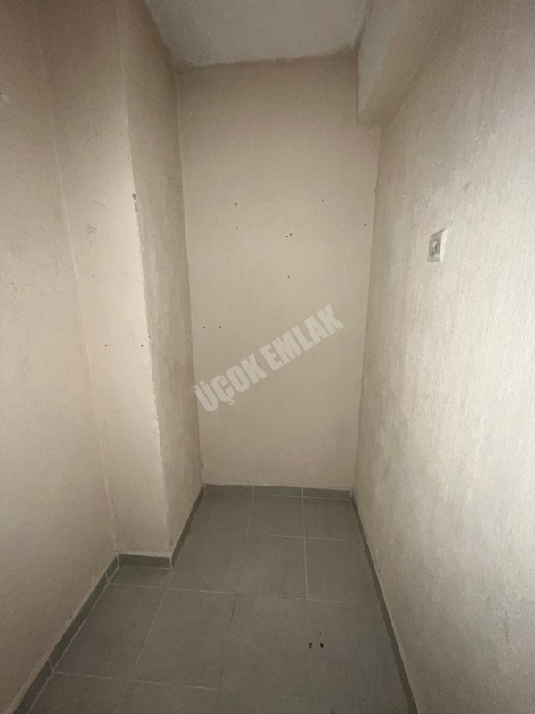 AFYON ÜÇOK EMLAKTAN ALİ İHSAN PAŞA MAH KİRALIK 3+1 DAİRE