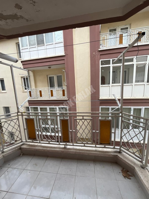 AFYON ÜÇOK EMLAKTAN ALİ İHSAN PAŞA MAH KİRALIK 3+1 DAİRE