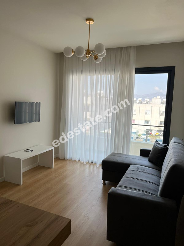 Lefkoşa Küçük Kaymaklı'da Ana Cadde Üzeri Full Eşyalı Kiralık 2+1 Daire