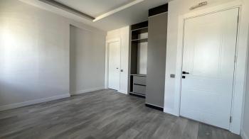 Elmas’tan Eski Mezitli’de Yatay Mimari Cepheleri Açık Sıfır 2+1