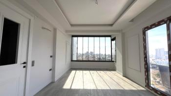 Elmas’tan Eski Mezitli’de Yatay Mimari Cepheleri Açık Sıfır 2+1