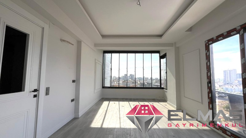 Elmas’tan Eski Mezitli’de Yatay Mimari Cepheleri Açık Sıfır 2+1