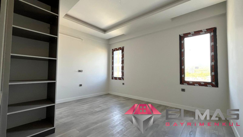 Elmas’tan Eski Mezitli’de Yatay Mimari Cepheleri Açık Sıfır 2+1