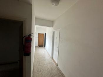 KÜÇÜK KAYMAKLIDA AYLIK ÖDEMELİ KİRALIK OFİS 
