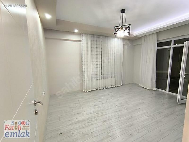 HASTANE KARŞISI ABDULHAMİTHAN OKULU YANI SİTE İÇİ LÜKS 3+1 DAİRE