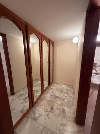 KKTC Girne Edremit Bölgesinde Geniş Arazili Dağ Ve Deniz Manzaralı 3+1 Villa 