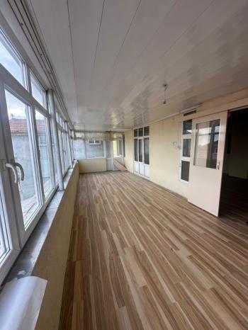 AFYON ÜÇOK EMLAKTAN ATAKÖYDE GENİŞ TEMİZ BAKIMLI 7+1 KİRALIK 200M² 3 KAT DAİRE