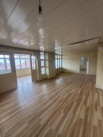 AFYON ÜÇOK EMLAKTAN ATAKÖYDE GENİŞ TEMİZ BAKIMLI 7+1 KİRALIK 200M² 3 KAT DAİRE