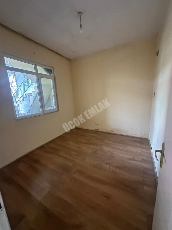 AFYON ÜÇOK EMLAKTAN ATAKÖY MAH KİRALIK 3+1 TEMİZ BAKIMLI DAİRE
