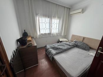 Lefkoşa Gönyeli'de Kolan Hastanesi Karşısında Satılık 6+1 Tripleks Villa 