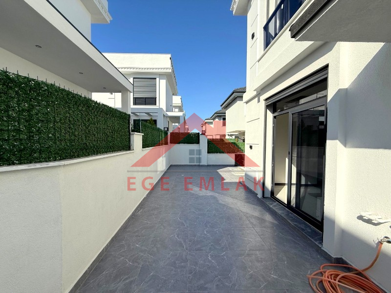 Didim Çamlık Mahallesinde Satılık 3+1 Villa