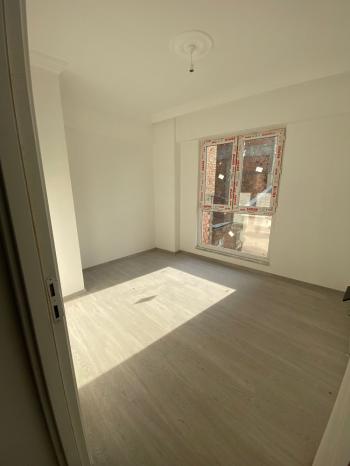 Güvenay - Çorum Yavruturna Mahallesi Esnafevler'de 1+1 Satılık Daire 