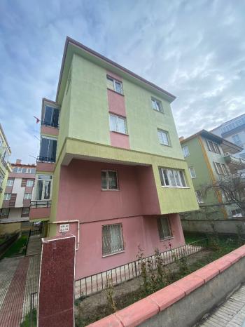 GÜVENAY - ÇORUM ULUKAVAK PAZARTESİ PAZARI CİVAR SATILIK DAİRE 