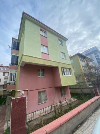 GÜVENAY - ÇORUM ULUKAVAK PAZARTESİ PAZARI CİVAR SATILIK DAİRE 