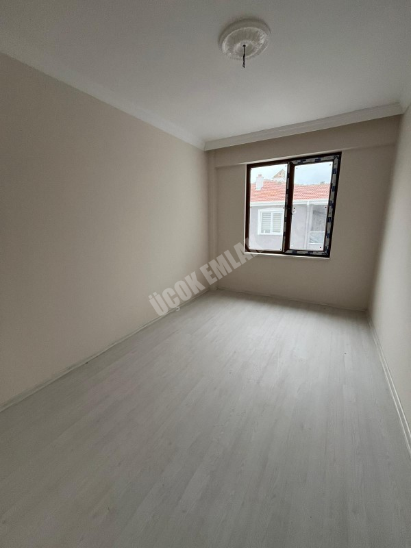 AFYON ÜÇOK EMLAKTAN MAREŞAL F ÇAKMAK MAH SATILIK 2+1 SIFIR LÜX DAİRELER 