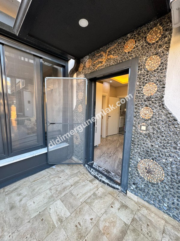 DİDİM HİSAR MAHALLESİNDE EŞYALI,AYRI MUTFAKLI, HAVUZLU KAPALI GARAJLI LÜKS 3+1 FIRSAT SATILIK MÜSTAKİL VİLLA