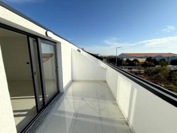 Didim Merkezde Satılık 4+1 Ayrı Mutfaklı Villa