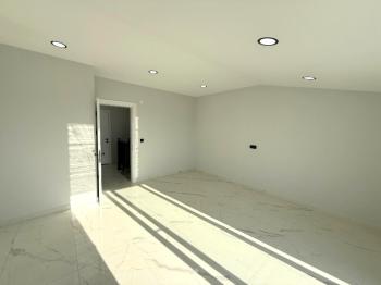 Didim Merkezde Satılık 4+1 Ayrı Mutfaklı Villa