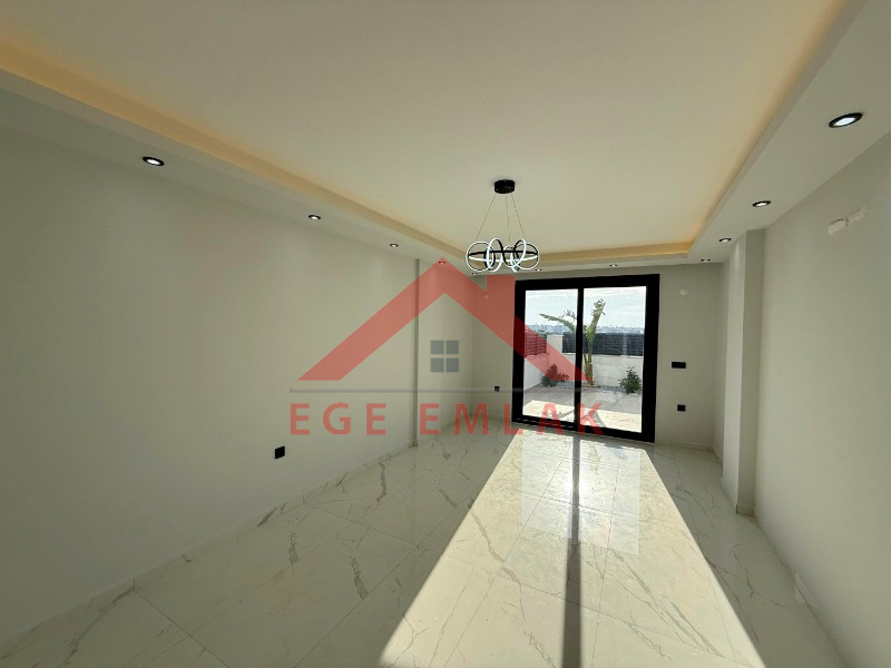 Didim Merkezde Satılık 4+1 Ayrı Mutfaklı Villa