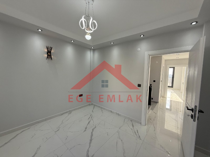 Didim Merkezde Satılık 4+1 Ayrı Mutfaklı Villa