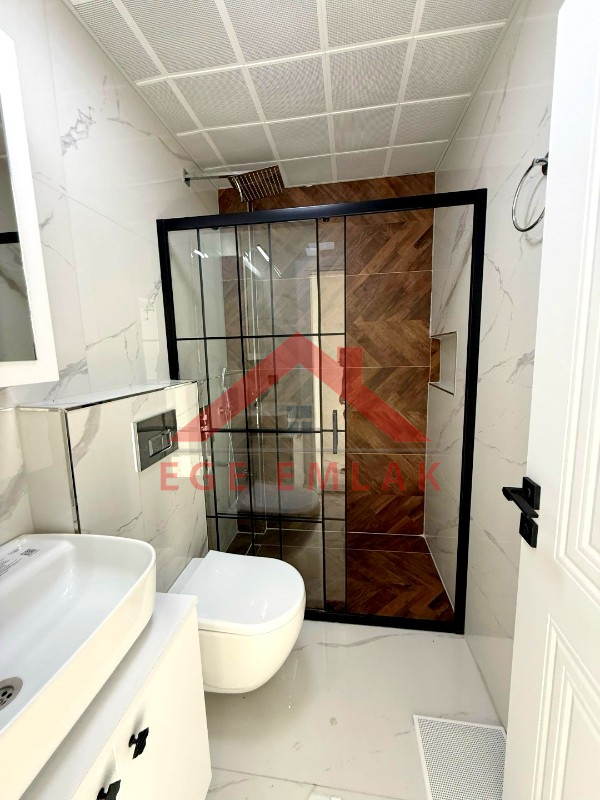 Didim Merkezde Satılık 4+1 Ayrı Mutfaklı Villa