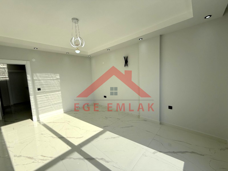 Didim Merkezde Satılık 4+1 Ayrı Mutfaklı Villa