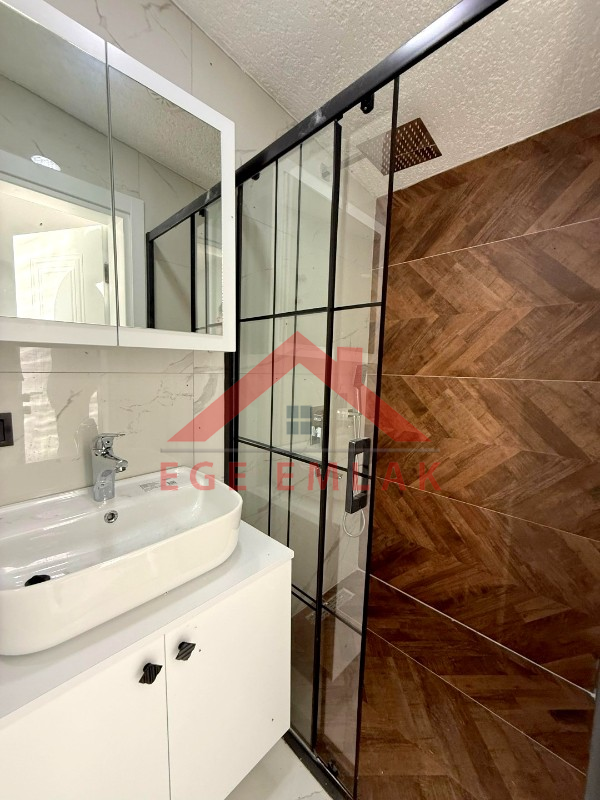 Didim Merkezde Satılık 4+1 Ayrı Mutfaklı Villa