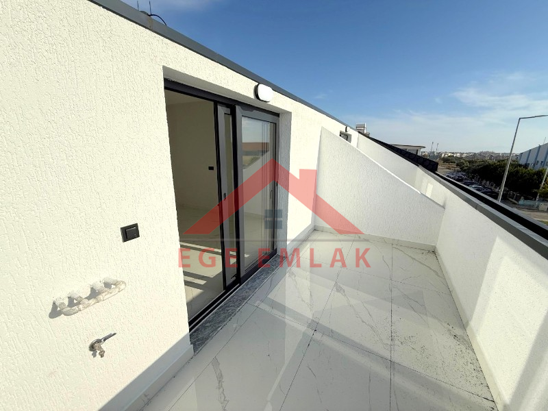 Didim Merkezde Satılık 4+1 Ayrı Mutfaklı Villa