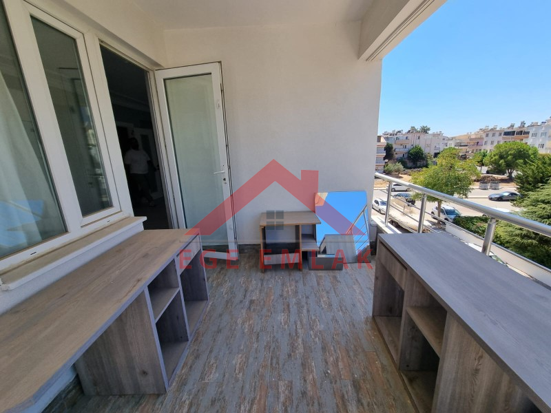 Didim Efeler’de Havuzlu 4+1 Dubleks – Sun Rise Sitesi’nde Eşyalı ve Ferah Daire