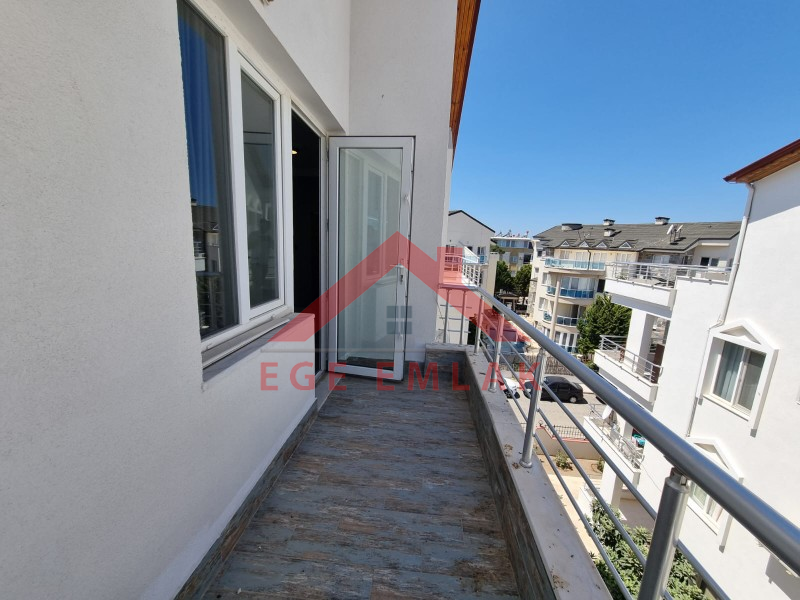 Didim Efeler’de Havuzlu 4+1 Dubleks – Sun Rise Sitesi’nde Eşyalı ve Ferah Daire