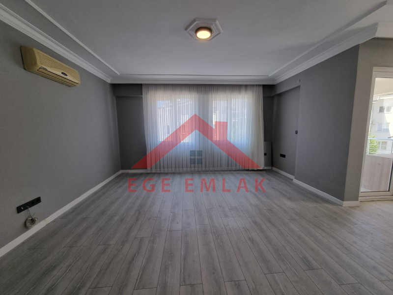 Didim Efeler’de Havuzlu 4+1 Dubleks – Sun Rise Sitesi’nde Eşyalı ve Ferah Daire