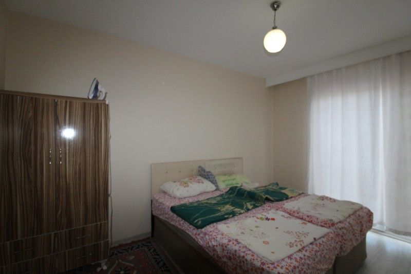 ASLAN'DAN ÜNİ CADDESİ GROSERİ CVR. FULL EŞYALI GENİŞ 1+1