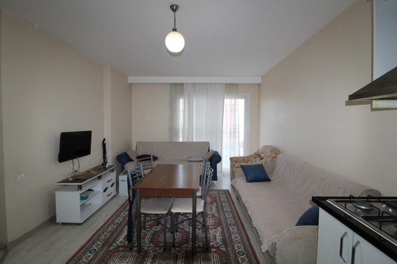 ASLAN'DAN ÜNİ CADDESİ GROSERİ CVR. FULL EŞYALI GENİŞ 1+1