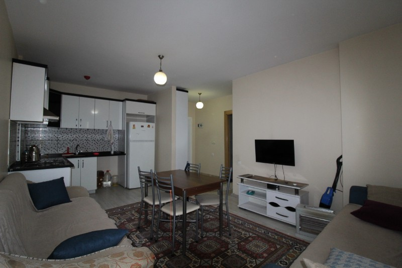 ASLAN'DAN ÜNİ CADDESİ GROSERİ CVR. FULL EŞYALI GENİŞ 1+1