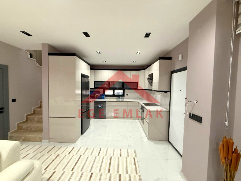 Didim'de Çamlık Mahallesinde Tam Müstakil 3+1 Eşyalı Villa