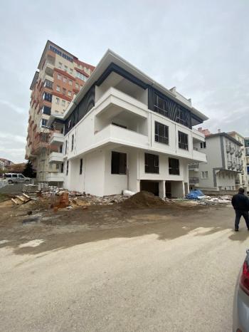 GÜVENAY - ÇORUM KALE MAH. İPEK TAKSİ CİVARI SATILIK 4+1 DUBLEKS DAİRE