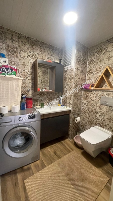 NA PRODAJU 2+1 – TOTALNO RENOVIRAN & KOMPLETNO NAMJEŠTEN STAN