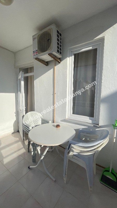 NA PRODAJU 2+1 – TOTALNO RENOVIRAN & KOMPLETNO NAMJEŠTEN STAN