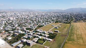 YILMAZ EMLAK'TAN CUMHURİYET MAH.SATILIK 387 m² BATI CEPHELİ ARSA