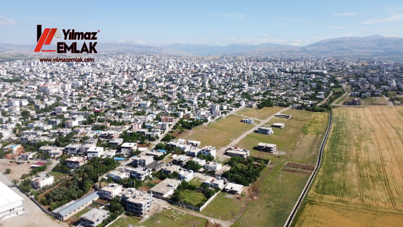 YILMAZ EMLAK'TAN CUMHURİYET MAH.SATILIK 387 m² BATI CEPHELİ ARSA