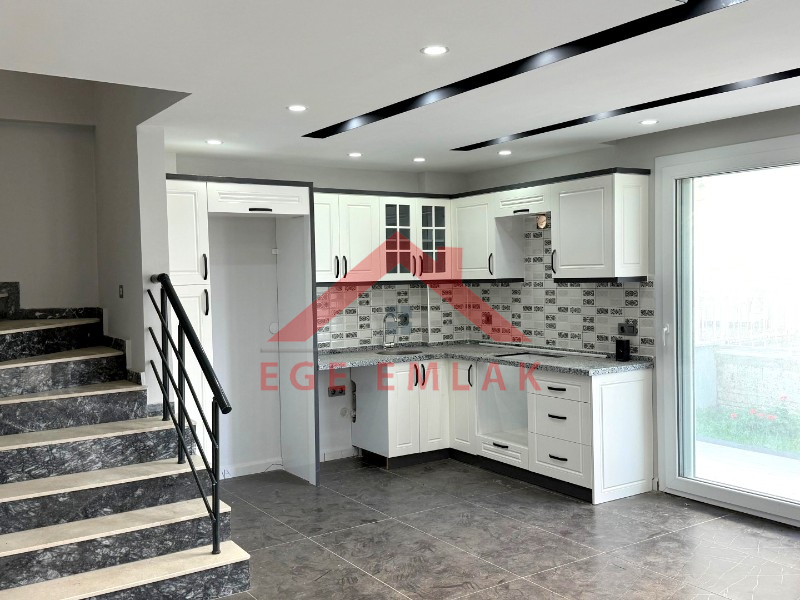 Didim'de Denize 700 Metre Mesafede Satılık 3+1 Sıfır Villa