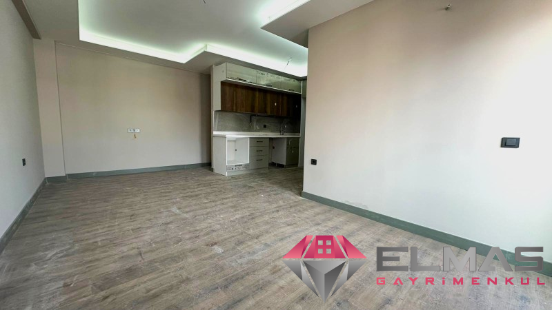 Elmas’tan Bahçelievler’de Merkezi Konumlu Sıfır 2+1