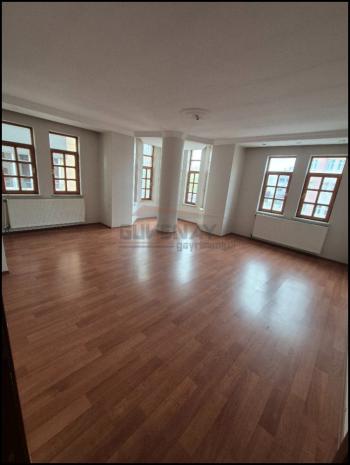 GÜVENAY - ÇORUM ÜÇTUTLAR FATİH SULTAN MEHMET İLKOKULU KARŞISI KİRALIK DAİRE 