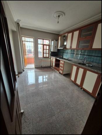 GÜVENAY - ÇORUM ÜÇTUTLAR FATİH SULTAN MEHMET İLKOKULU KARŞISI KİRALIK DAİRE 