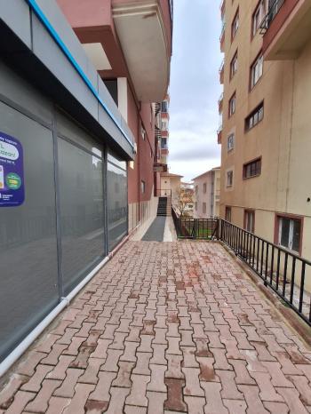 GÜVENAY - ÇORUM BAHÇELİEVLER BAHABEY CADDE ÜZERİ KİRALIK 3+1 DAİRE 