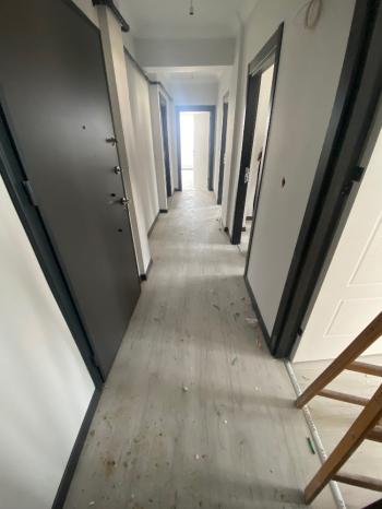 GÜVENAY - ÇORUM GÜLABİBEY EKİN CADDESİ ÜZERİ 2+1 SATILIK DAİRE 